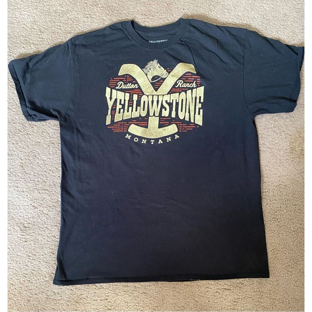 Paramount Black Yellowstone Dutton Ranch graphic tee